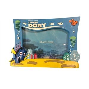 Kohl's Black and Blue Photo Frame